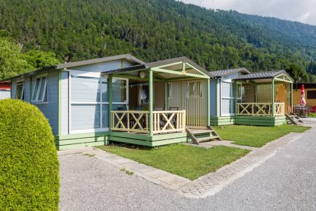 alquile un bungalow en el camping lazy rancho en unterseen interlaken suiza